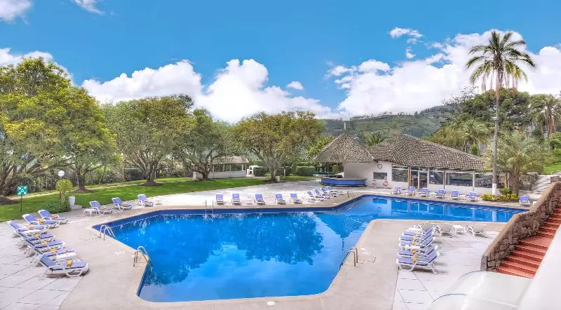 בית מלון כפרי Quito