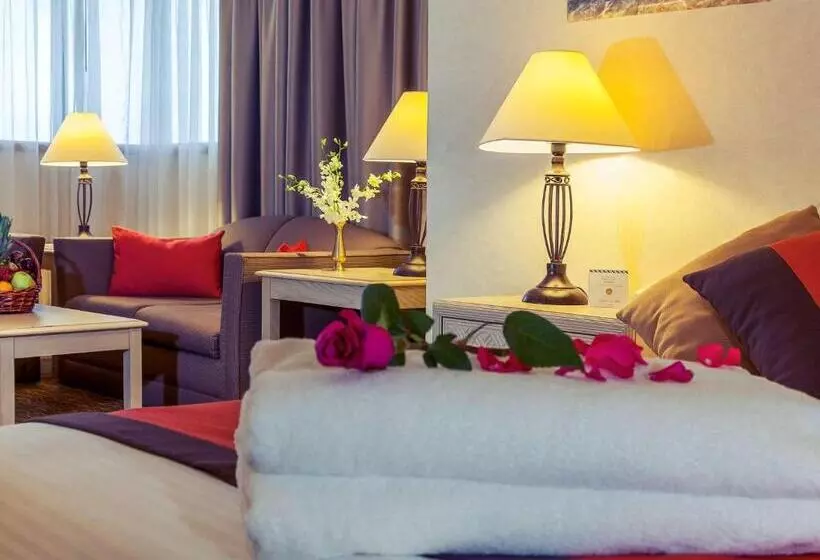 Novel Hotel City Center