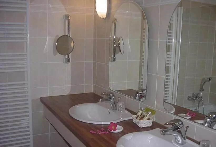 בית מלון כפרי Argi Eder