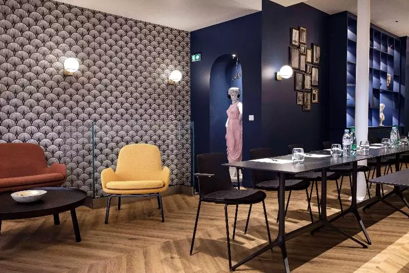 Hôtel Balmoral Champselysees