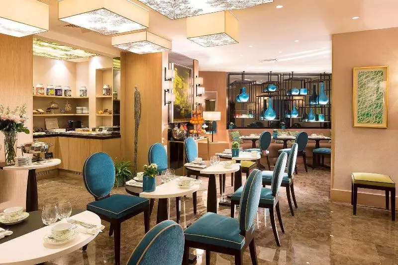 Hôtel Balmoral Champselysees