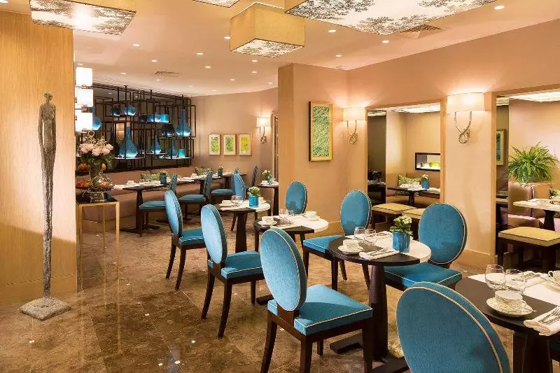 Hôtel Balmoral Champselysees