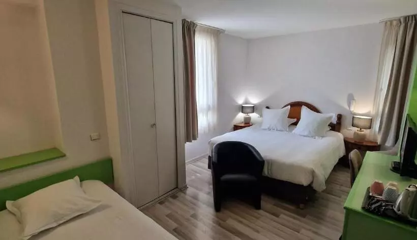 בית מלון כפרי Beau Rivage