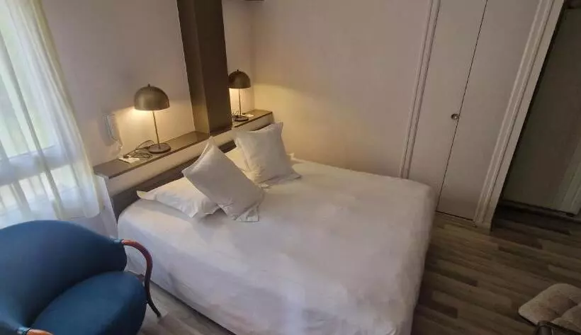 בית מלון כפרי Beau Rivage