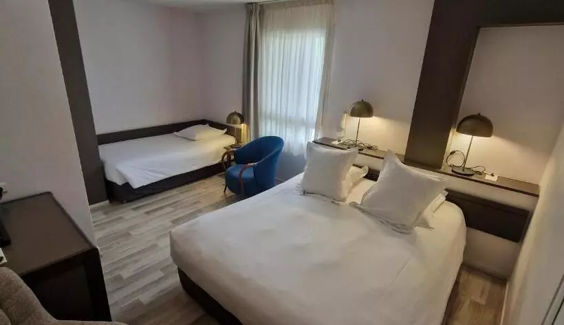 בית מלון כפרי Beau Rivage