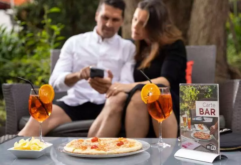 호텔 Best Western Plus Hôtel Brice Garden Nice