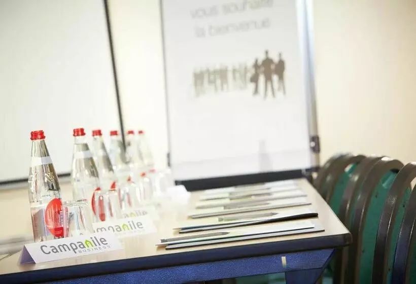 Отель Livry Gargan