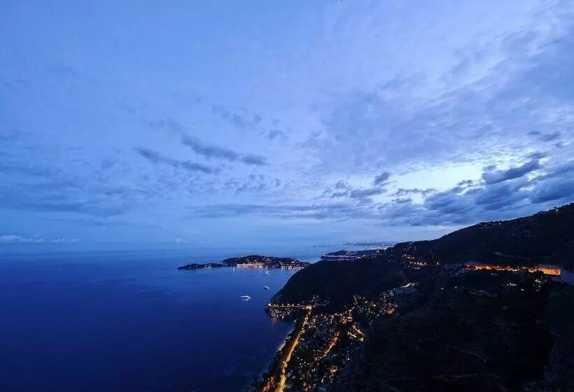 فندق Chateau Eza