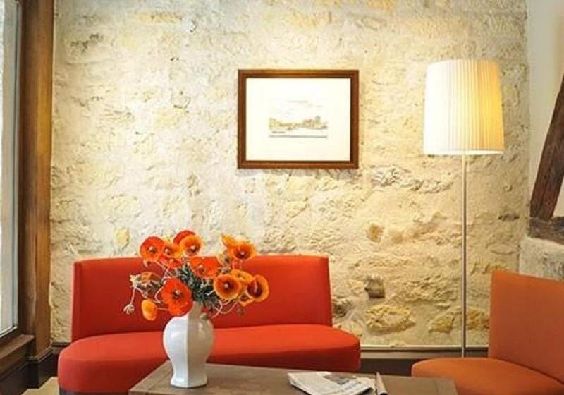 هتل De l'Universite