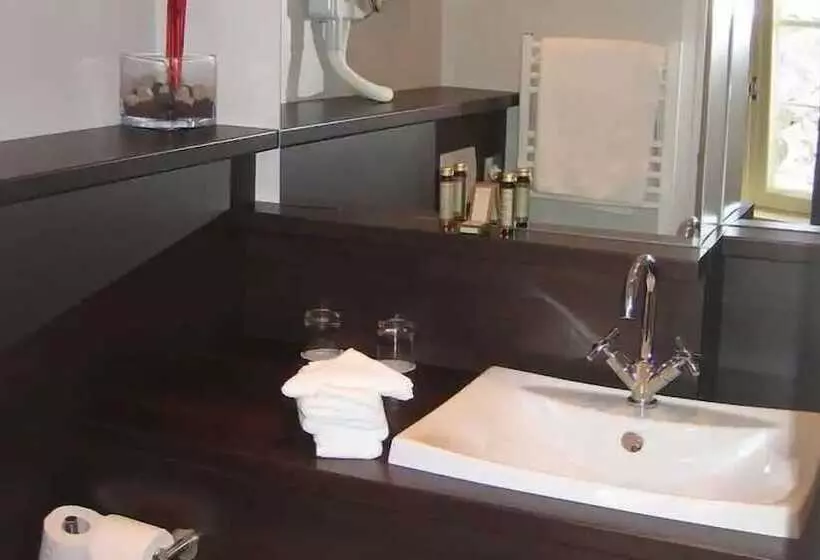 هتل Hôtel Des Beaux Arts Toulouse