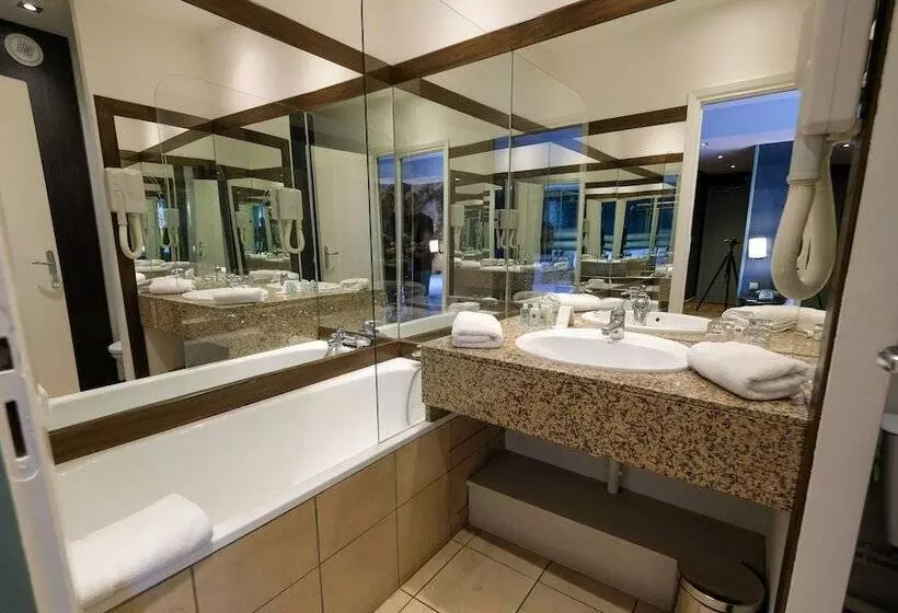 هتل Hôtel Des Beaux Arts Toulouse