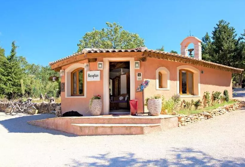 Отель Domaine Du Val De Sault