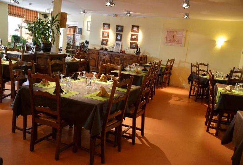 Отель Hôtel De France