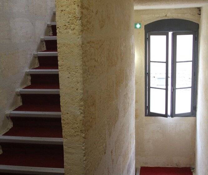 ホテル Hôtel De La Boëtie