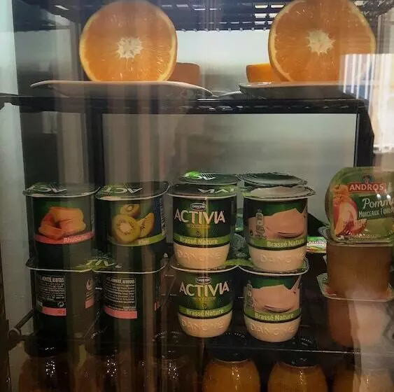 Отель Hôtel De La Boëtie