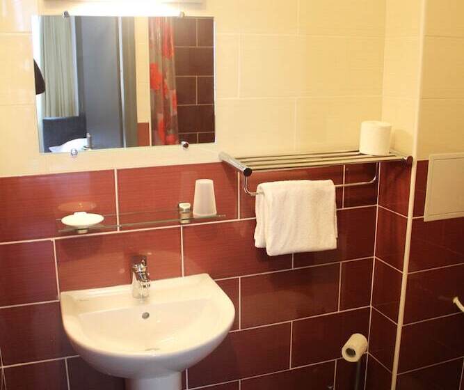 ホテル Hôtel De La Boëtie