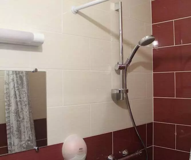 Отель Hôtel De La Boëtie