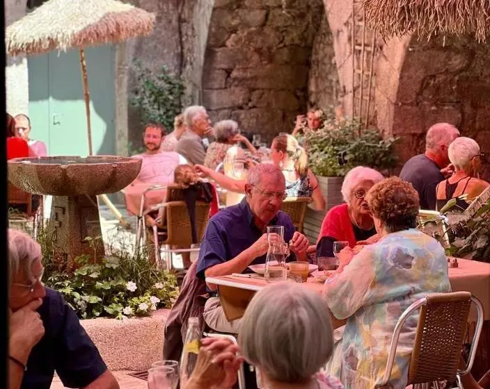 ホテル Hôtel Le France