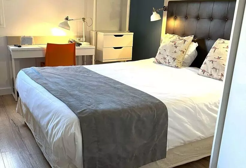 Hotel Kyriad Argenteuil