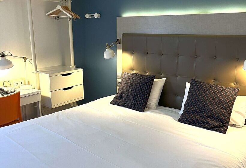 בית מלון כפרי Kyriad Argenteuil