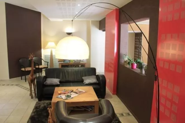 Отель Logis Hôtel De France Restaurant Le Lucullus