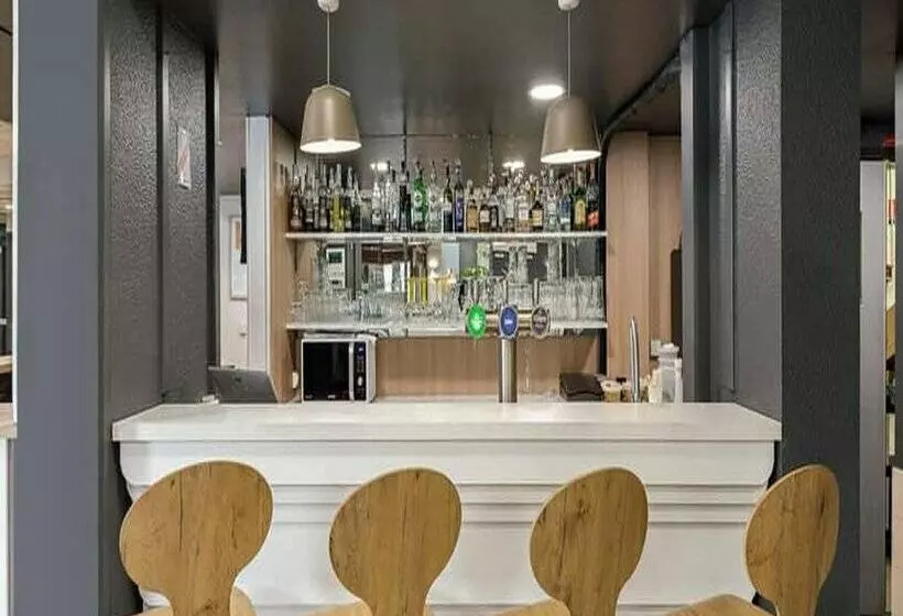 B&B HOTEL Rouen Centre Rive Droite