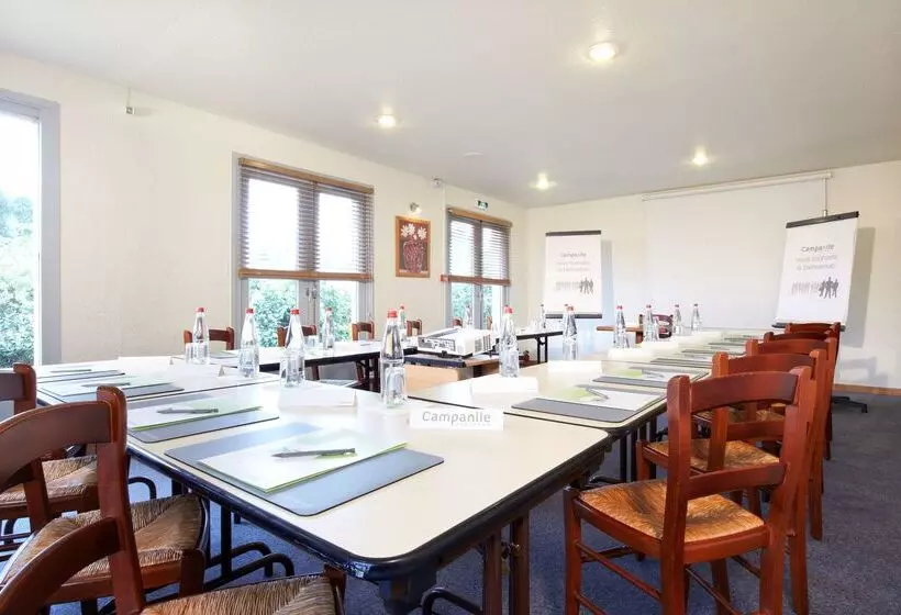 Otel Campanile Dunkerque Est Armbouts Cappel