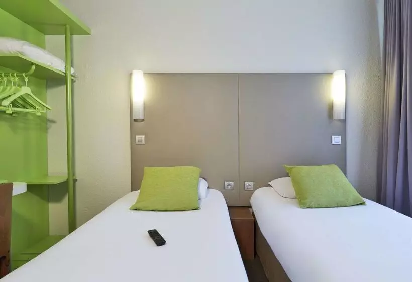 בית מלון כפרי Campanile Paris Ouest   Porte De Champerret Levallois