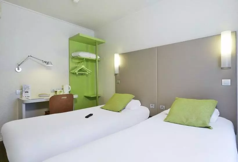 בית מלון כפרי Campanile Paris Ouest   Porte De Champerret Levallois