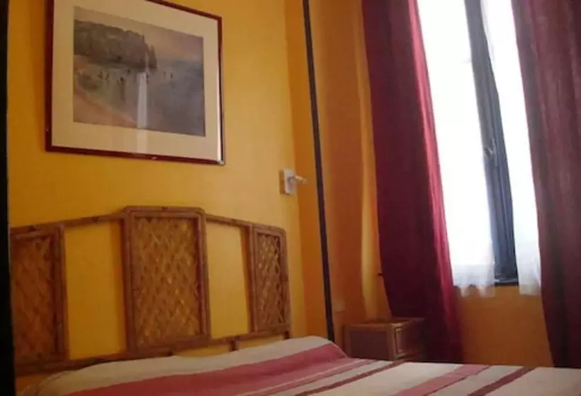 ホテル Hôtel Du Palais