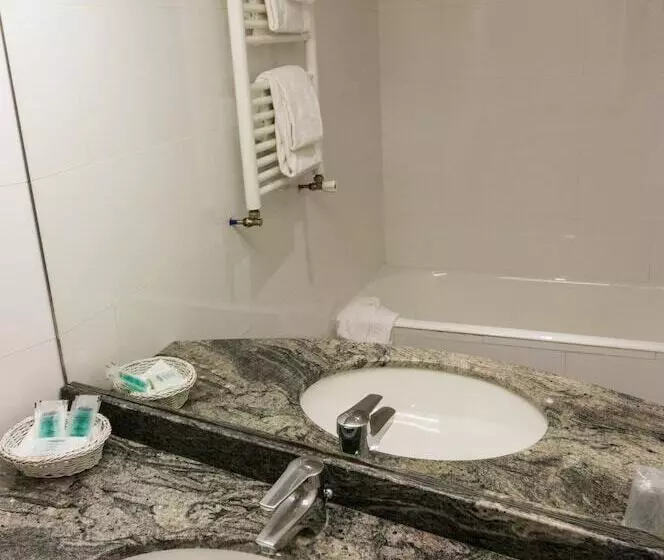 ホテル Hôtel Exelmans