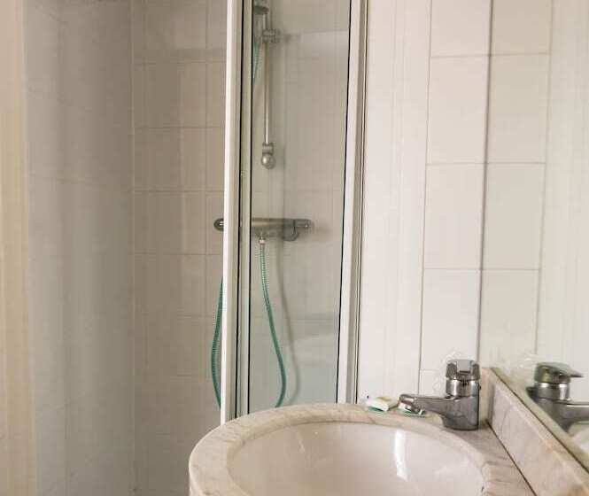 هتل Hôtel Exelmans