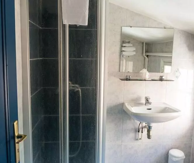 ホテル Hôtel Exelmans