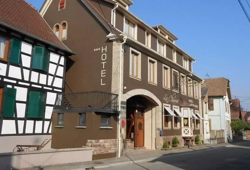 Отель Hôtel Restaurant La Charrue