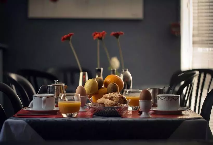 ホテル Hôtel Thermal