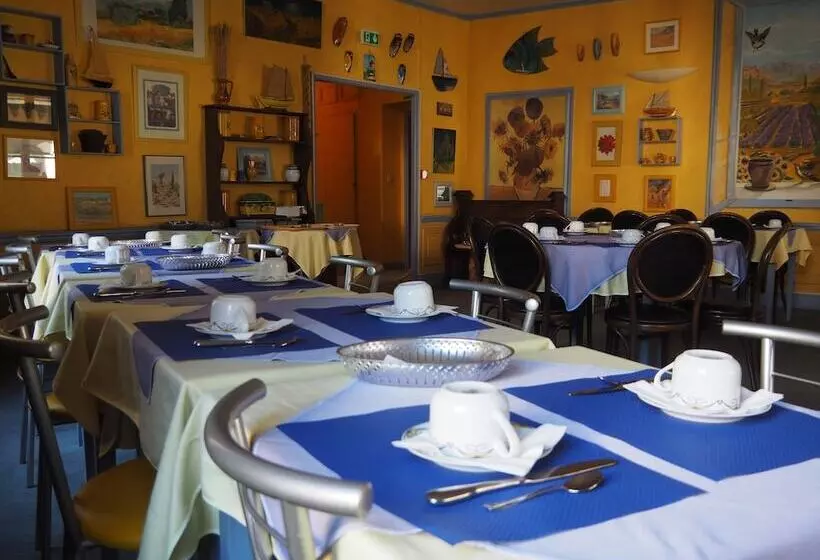 ホテル Hôtel Thermal