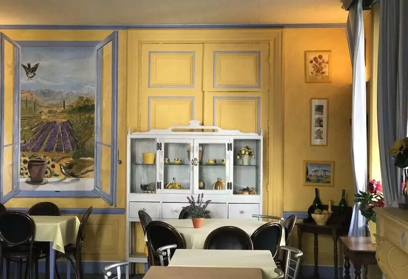 ホテル Hôtel Thermal