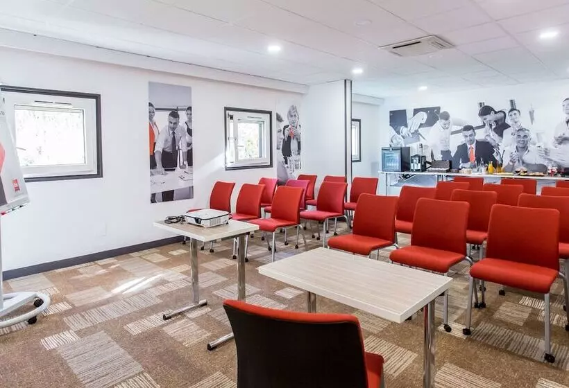 فندق Ibis Bourges Centre