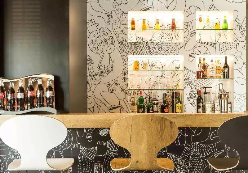 Hotel Ibis Lorient Centre Hôtelier