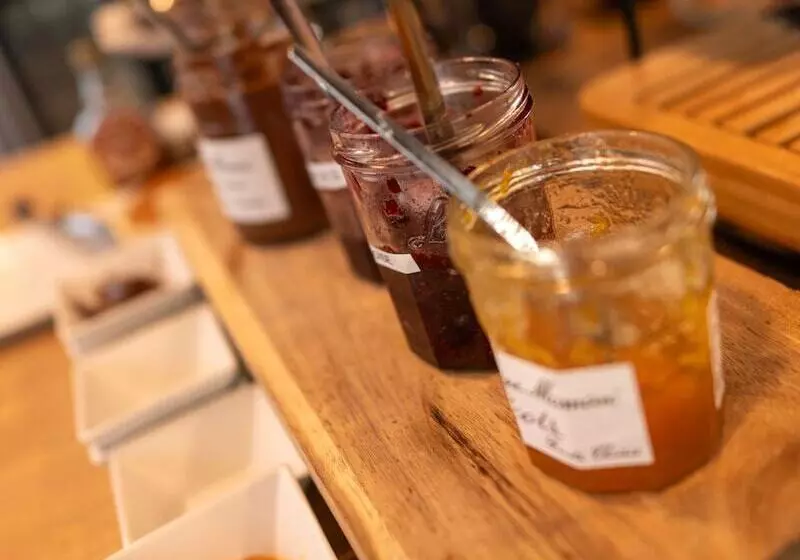 Hotel Kyriad Lyon Sud  Sainte Foy