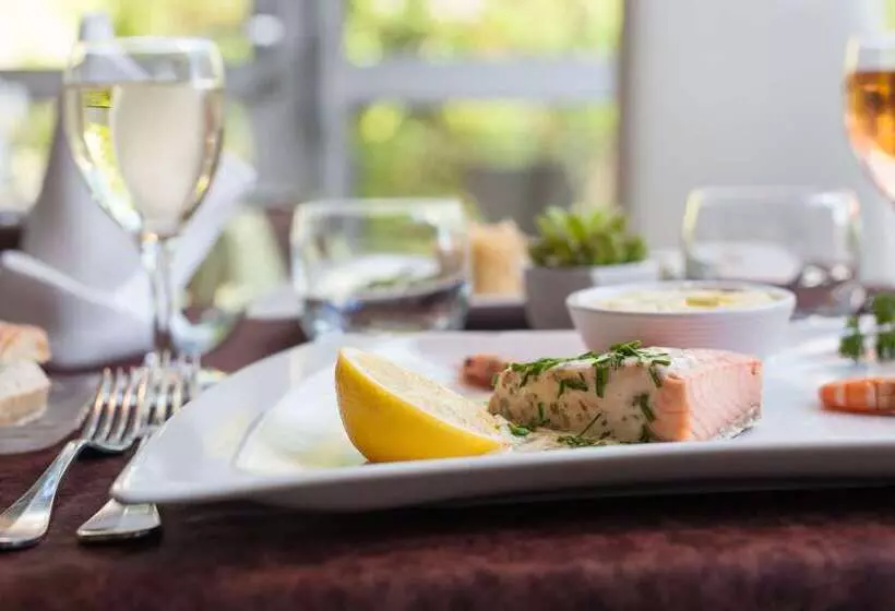 فندق La Berteliere, The Originals Relais