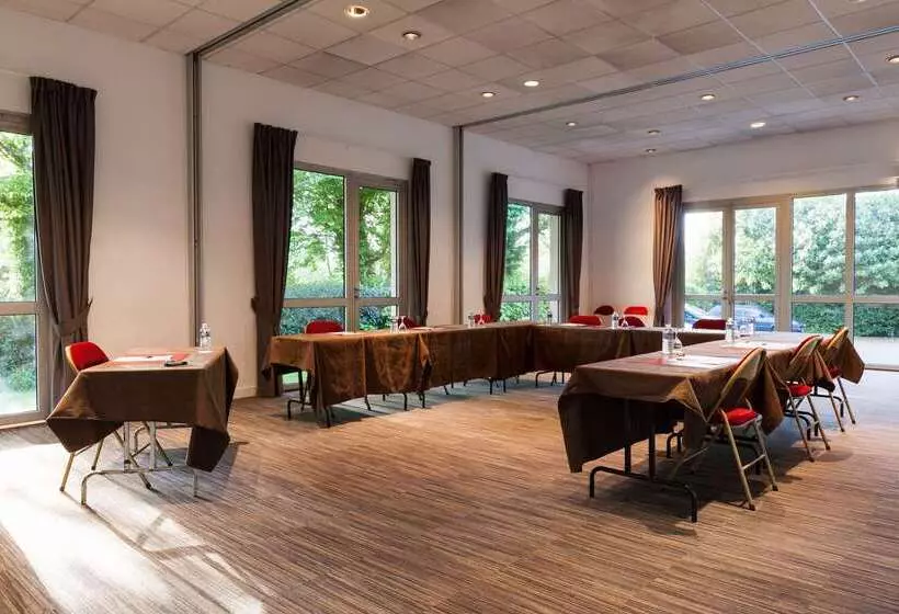 فندق La Berteliere, The Originals Relais