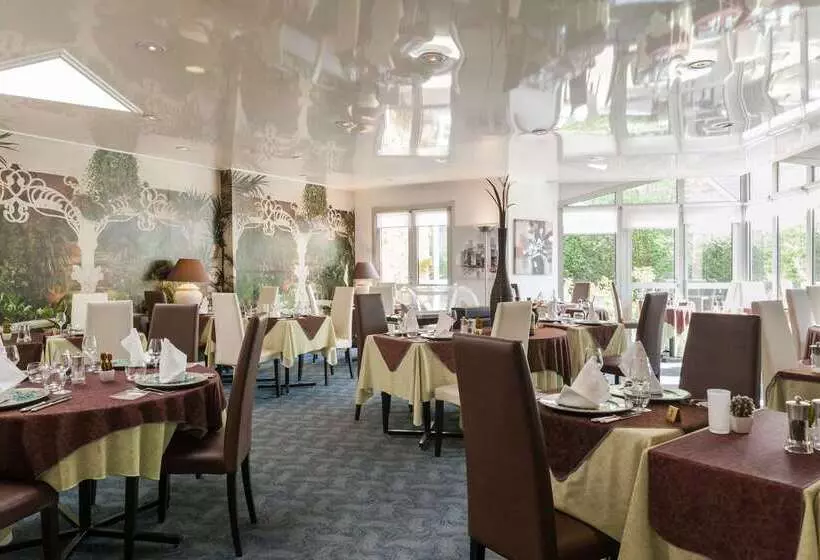 فندق La Berteliere, The Originals Relais