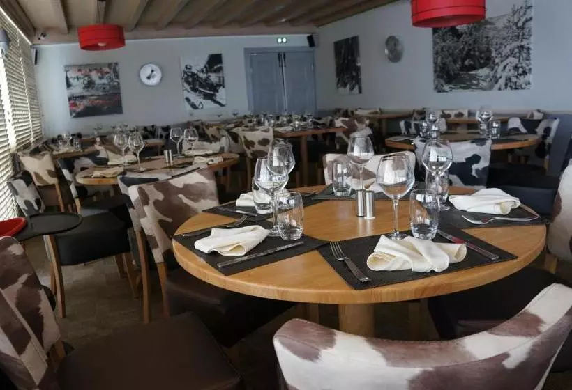 Hotel La Spatule, Logis Du Jura