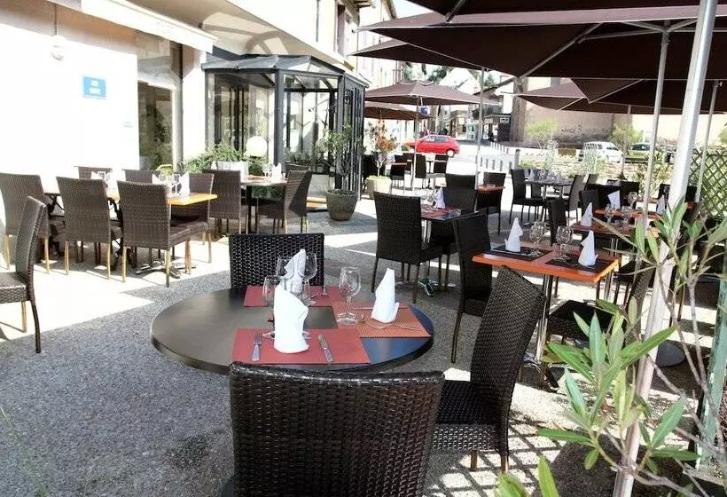 Logis Hotel Restaurant Des Voyageurs