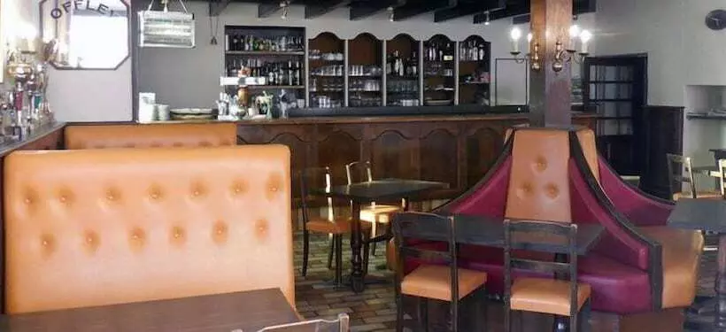 Logis Hotel Restaurant Des Voyageurs