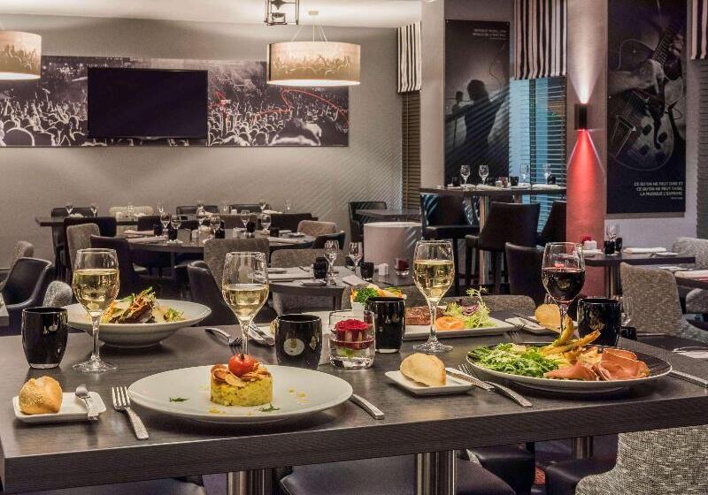 هتل Mercure Parisvelizy