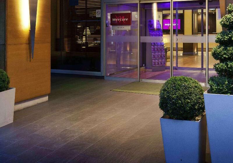 هتل Mercure Parisvelizy