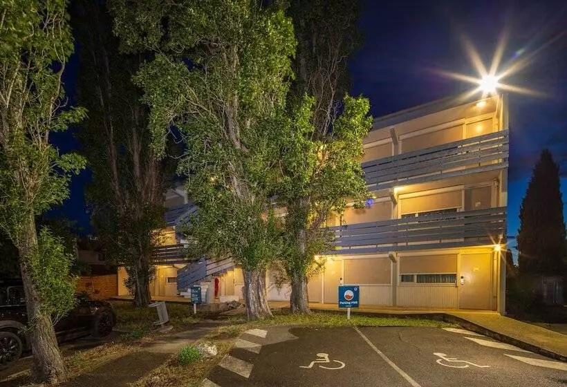 فندق Noemys Arles