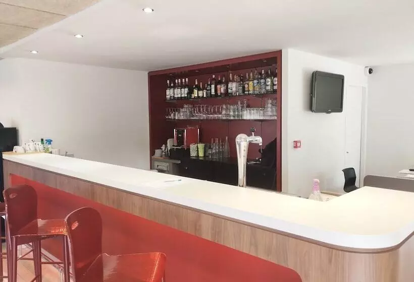 فندق Noemys Arles